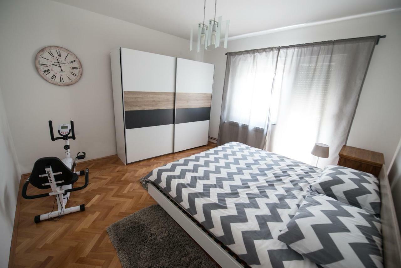 Aurora Zagreb Apartment Bagian luar foto
