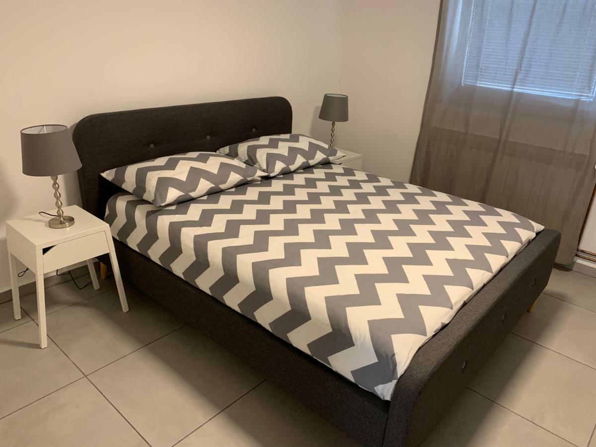 Aurora Zagreb Apartment Bagian luar foto